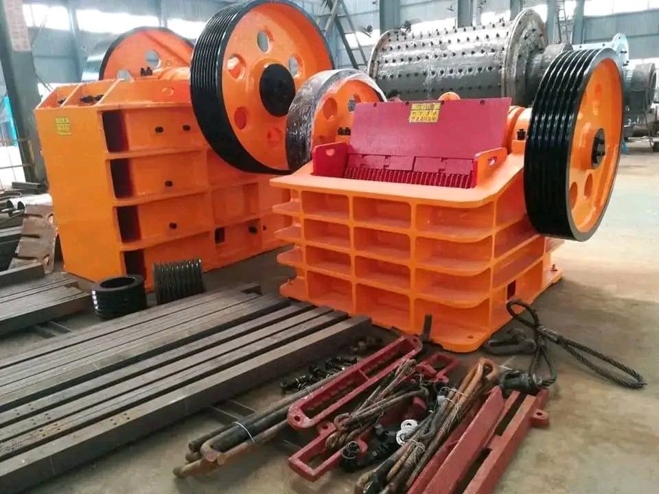 Industrial crushing and manufacturing equipment